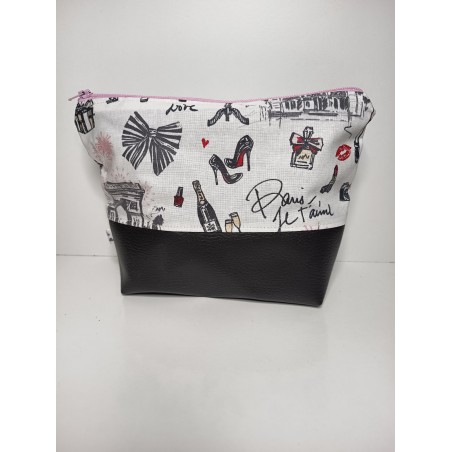Trousse chic avec fond (fermeture rose)